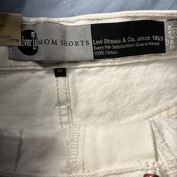 Silver tab high waisted mom shorts white brand new with tags size 28 - Picture 3 of 9